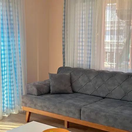 Evalacati - Stylish Flat Blue דירה